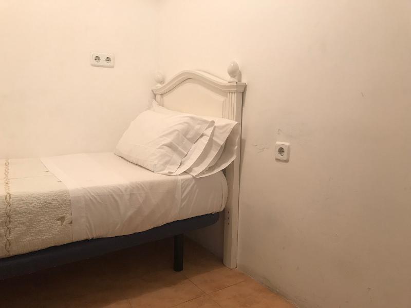 Hostal La Estrella Madrid Exterior photo